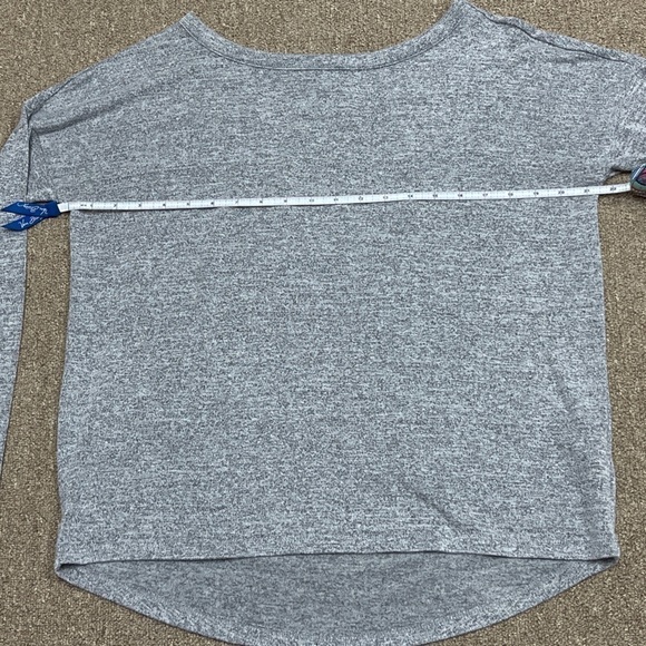 Gap Factory: Women’s Heather Gray Lightweight Scoop Neck Sweater, Size M - Picture 3 of 9